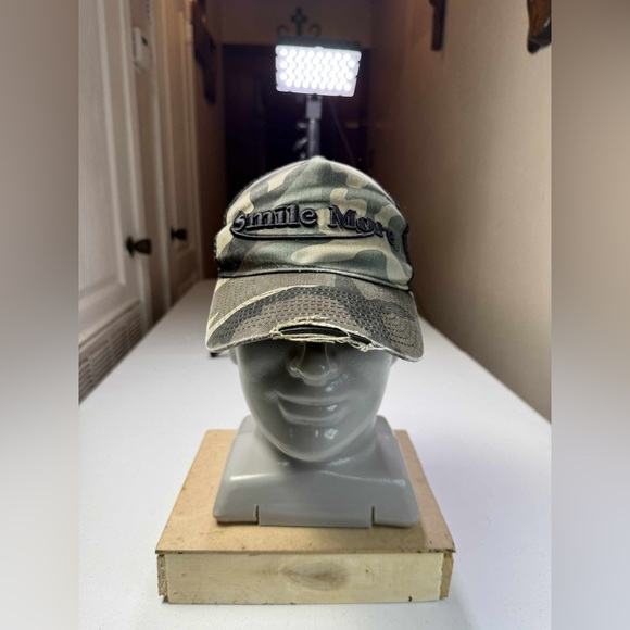 Used more
Smile More Roman Atwood Cap LIMITED EDITION
LISTED - Picture 1 of 11